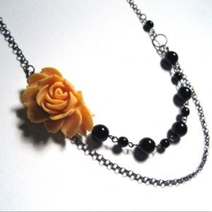 🔥4/20 Rosy n' Romantic, Yellow and Black Necklace